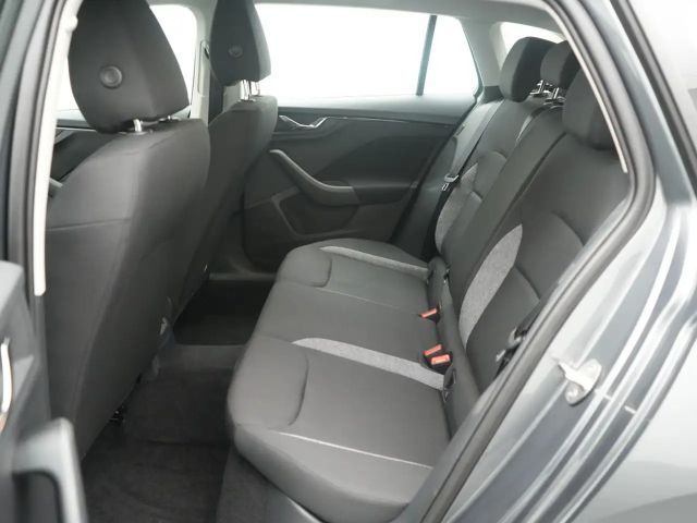 Skoda Scala Essence DSG VIRT AHK SHZ LED PDC PORT N