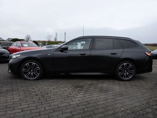 BMW 540 540d M-Sport Touring xDrive