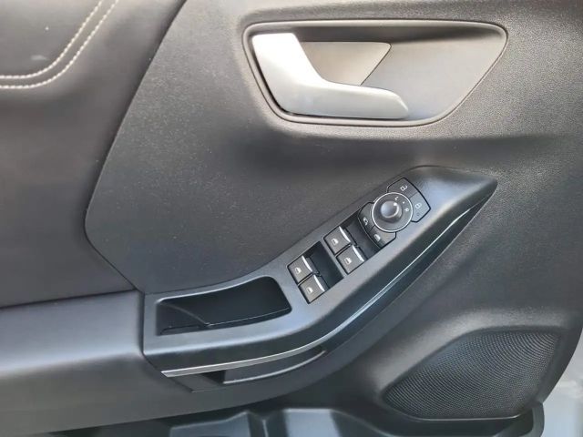 Ford Puma EcoBoost Titanium