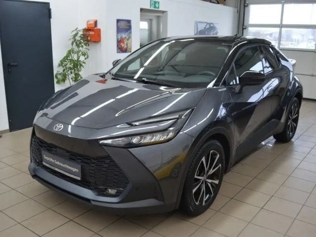 Toyota C-HR Hybride Team D