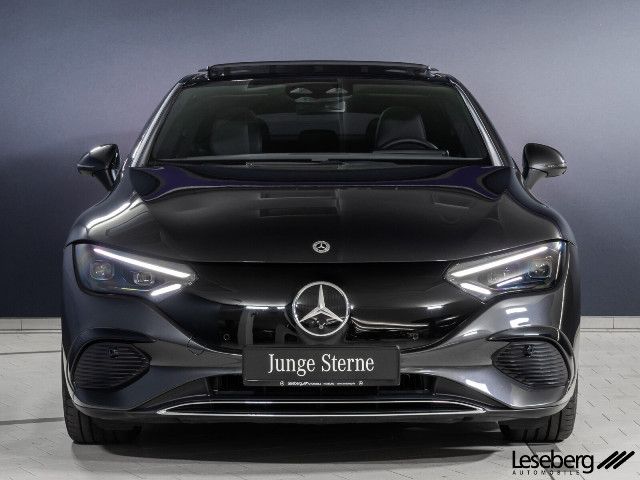 Mercedes-Benz EQE 300 Sedan