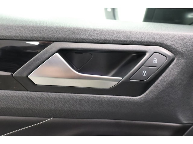 Volkswagen T-Roc 1.5 TSI R-Line