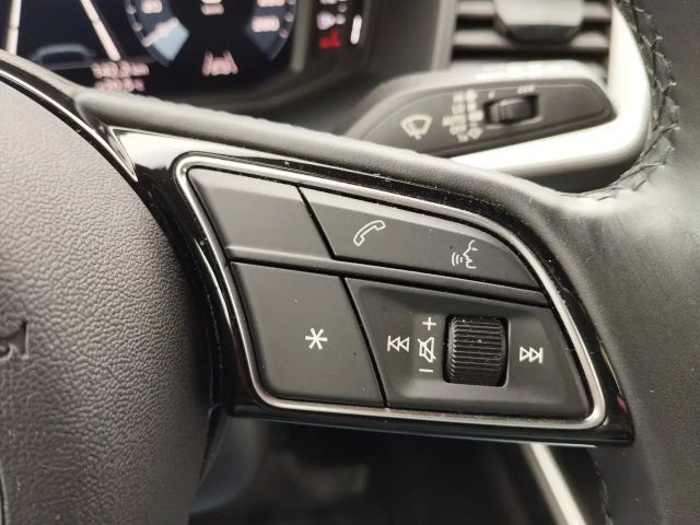 Audi A1 1.5 TFSI S-Line Sportback