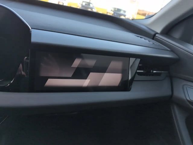 Audi Q6 e-tron Quattro