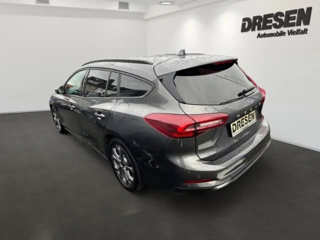 Ford Focus ST Line Wagon