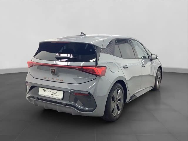 Cupra Born KAMERA W-PUMPE NAVI SITZHZG PILOT-M ACC