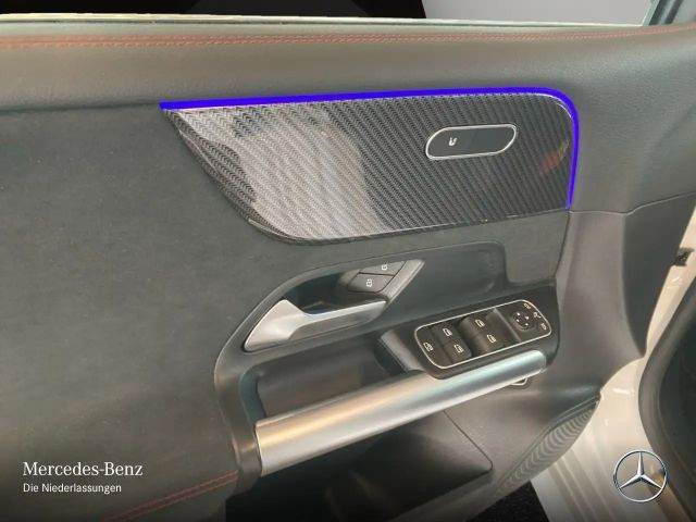 Mercedes-Benz B 200 AMG Line Sedan