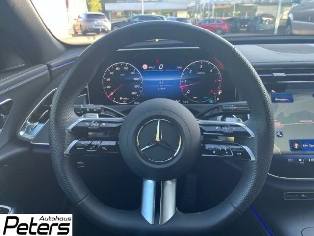 Mercedes-Benz E 220 AMG Line E 220 d