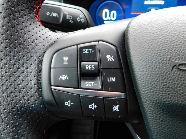 Ford Focus ST Line Wagon