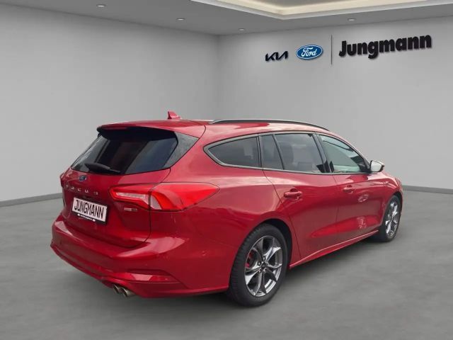 Ford Focus EcoBoost ST Line Wagon