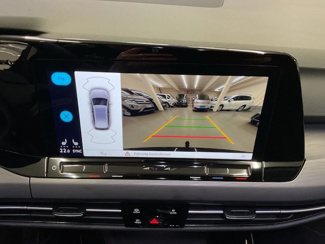 Volkswagen Golf 2.0 TDI DSG Style Variant