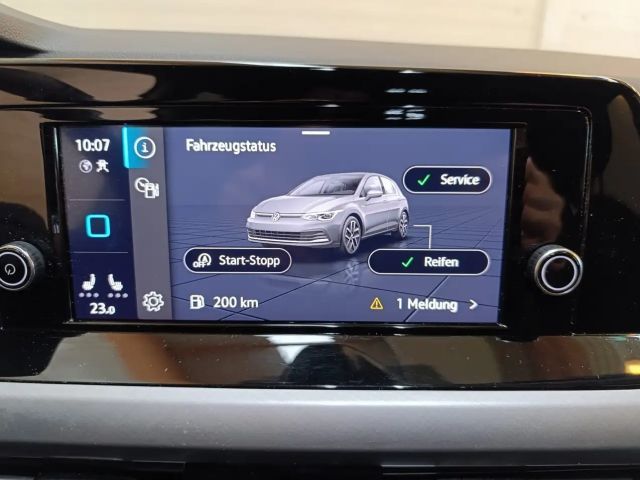 Volkswagen Golf Life