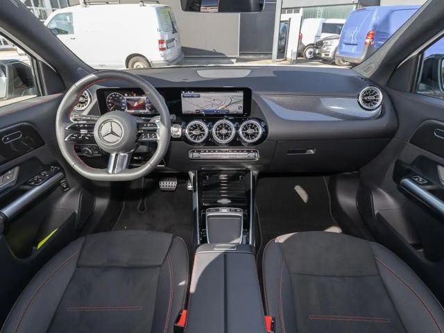 Mercedes-Benz GLA 220 4MATIC