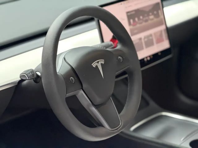 Tesla Model 3 AWD Long Range