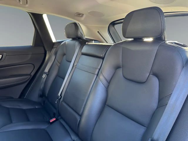 Volvo XC60 AWD Geartronic Momentum