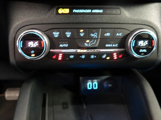Ford Kuga Plug in Hybrid ST Line X