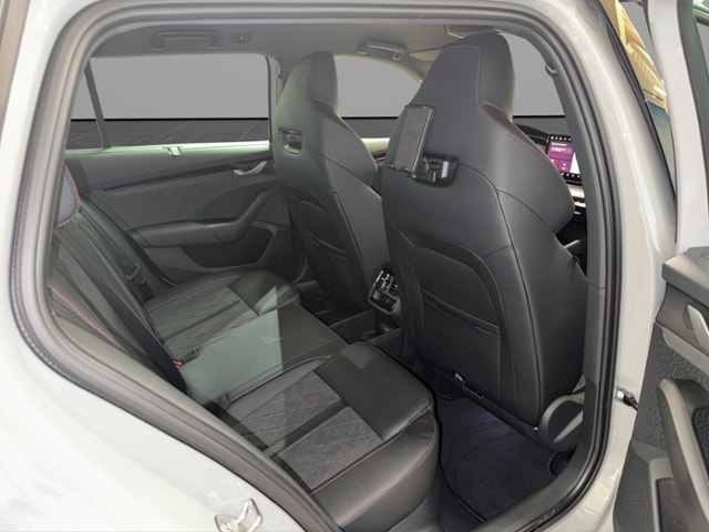 Skoda Octavia 2.0 TSI Combi Lounge RS