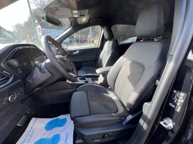 Ford Kuga Hybrid ST Line X