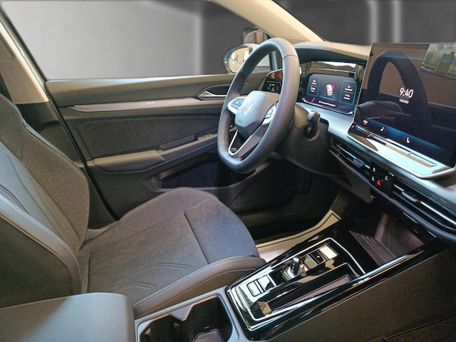 Volkswagen Golf 1.5 eTSI Golf VIII