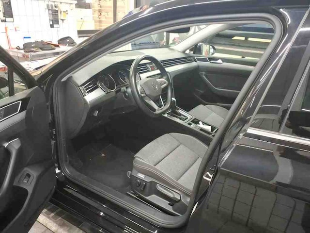 Volkswagen Passat 1.5 TSI Business DSG Variant