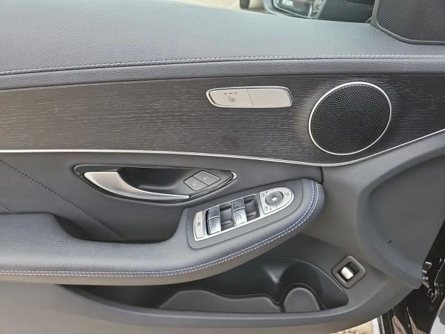 Mercedes-Benz C 220 AMG Line C 220 d Estate