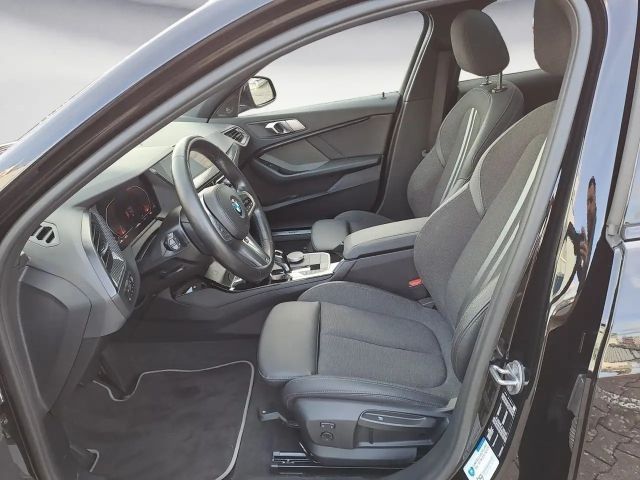 BMW 118 118d Sedan Sport Line