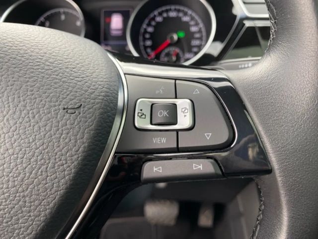 Volkswagen Touran 2.0 TDI DSG Highline