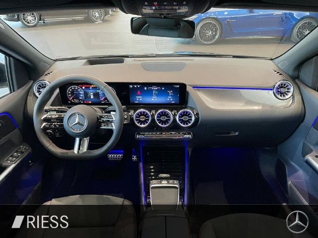 Mercedes-Benz B 220 4MATIC Sedan