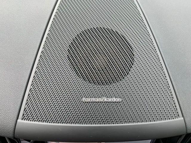 Volvo XC60 Dark Plus