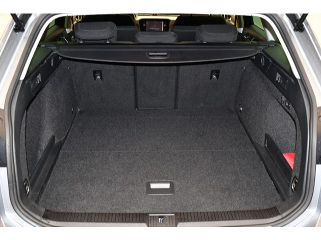 Volkswagen Passat 1.5 TSI Business DSG Variant