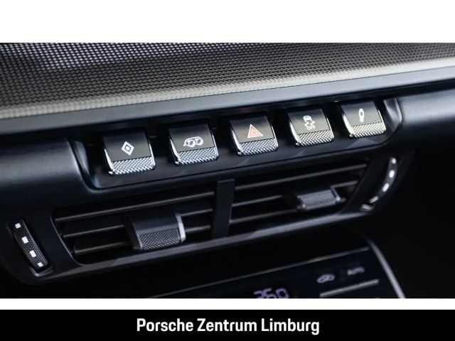 Porsche 992 Cabrio Carrera