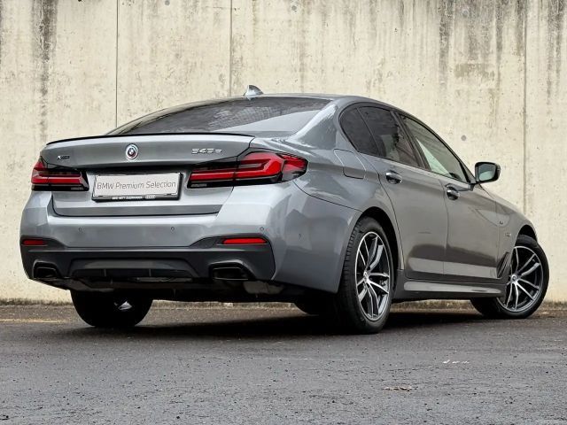 BMW 545 545e Sedan xDrive