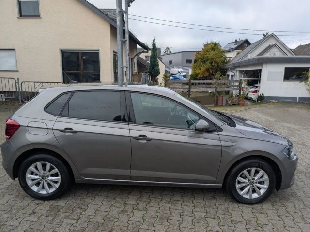 Volkswagen Polo 1.0 TSI DSG Highline