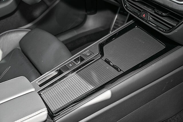 Volkswagen Passat DSG R-Line