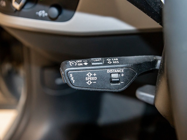 Audi A4 40 TFSI Avant S-Tronic