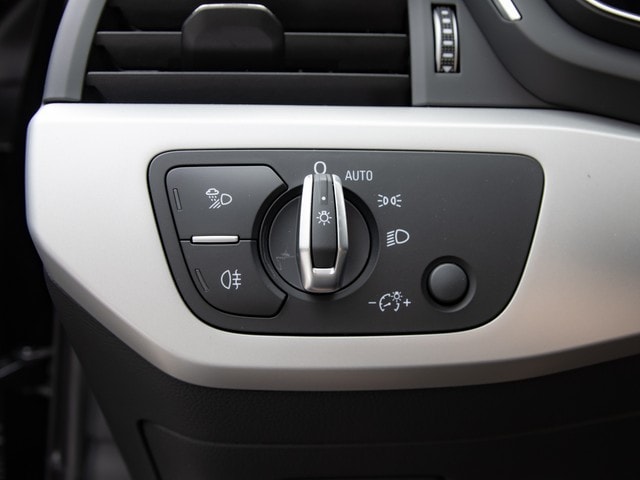 Audi A4 35 TDI S-Tronic Sedan