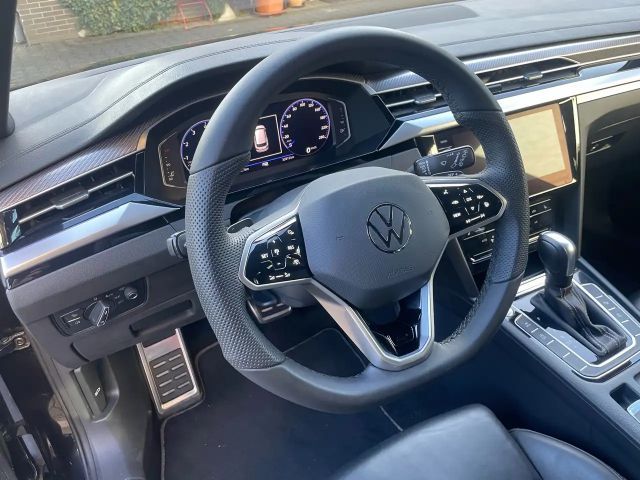Volkswagen Arteon R-Line