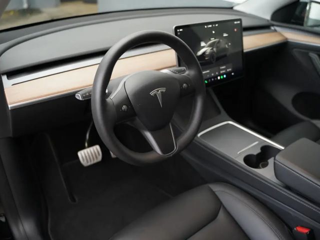 Tesla Model Y Performance