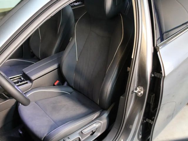 Volkswagen Passat 2.0 TDI DSG Elegance Elegance