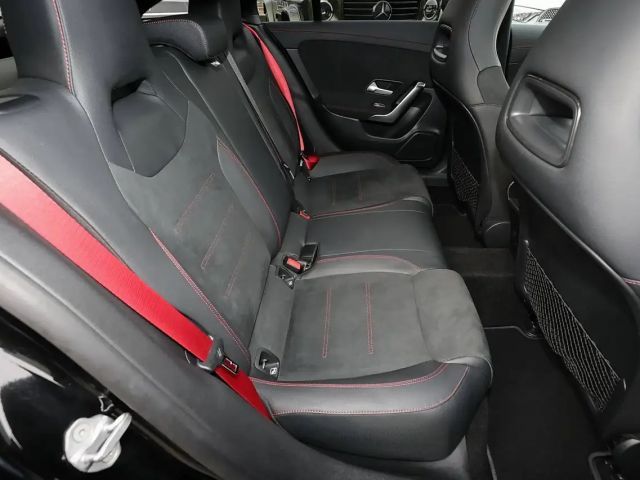 Mercedes-Benz CLA 35 AMG 4MATIC AMG Line