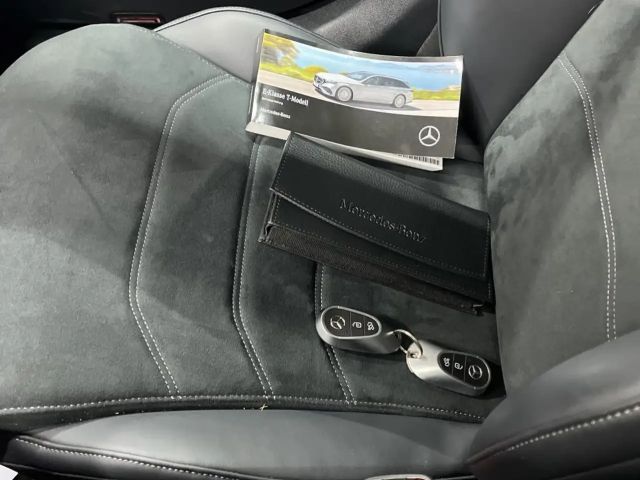 Mercedes-Benz E 220 AMG Line E 220 d Estate