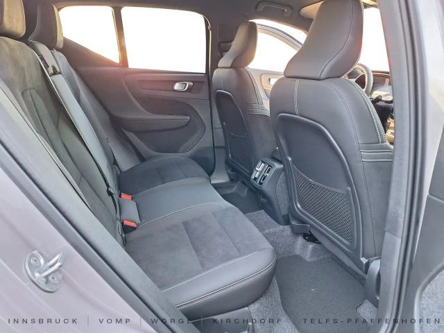 Volvo XC40 Dark Plus