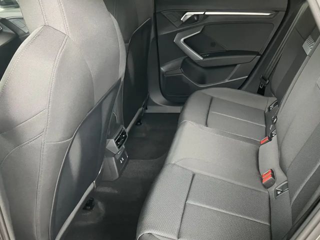 Audi A3 45 TFSI Hybride S-Line Sedan