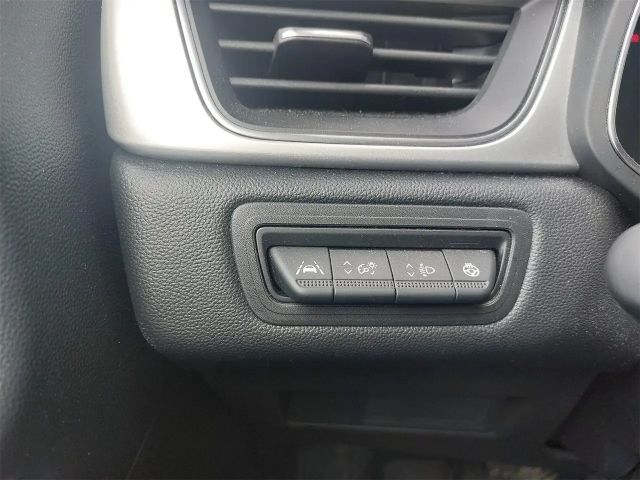 Renault Captur EDC Intens TCe 140