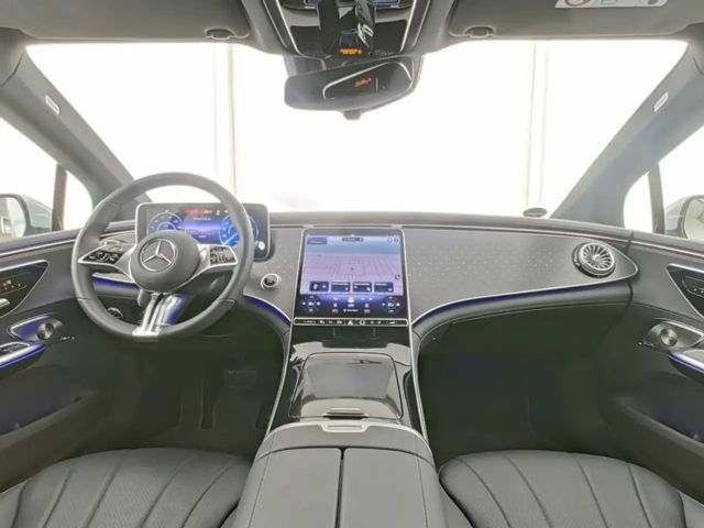 Mercedes-Benz EQE 300 Sedan