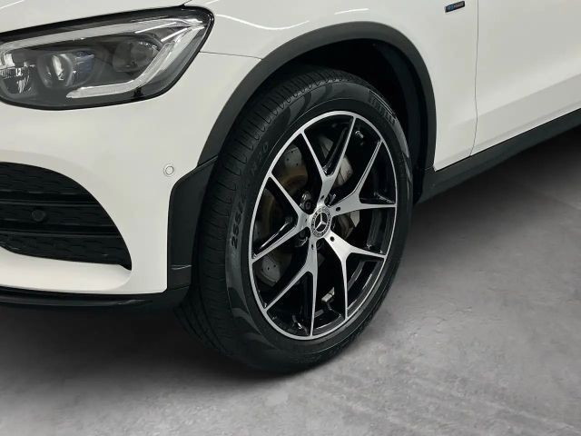 Mercedes-Benz GLC 300 4MATIC AMG Line