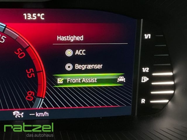 Skoda Superb 2.0 TDI Combi Style Style