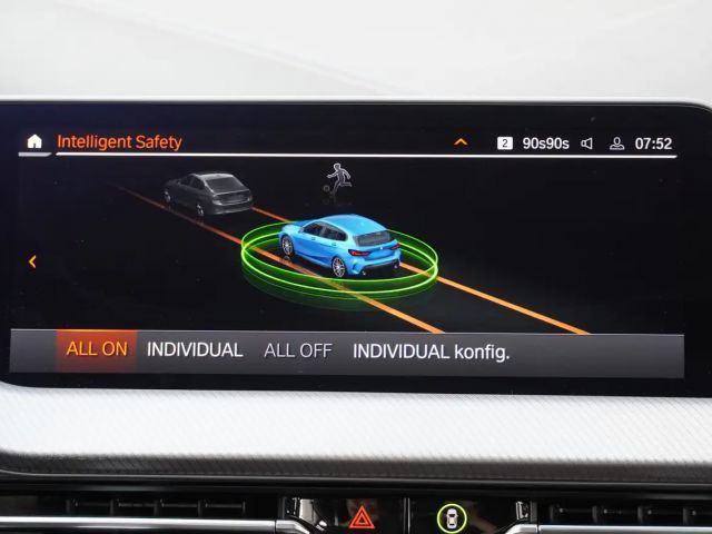 BMW 116 116d M-Sport Sedan