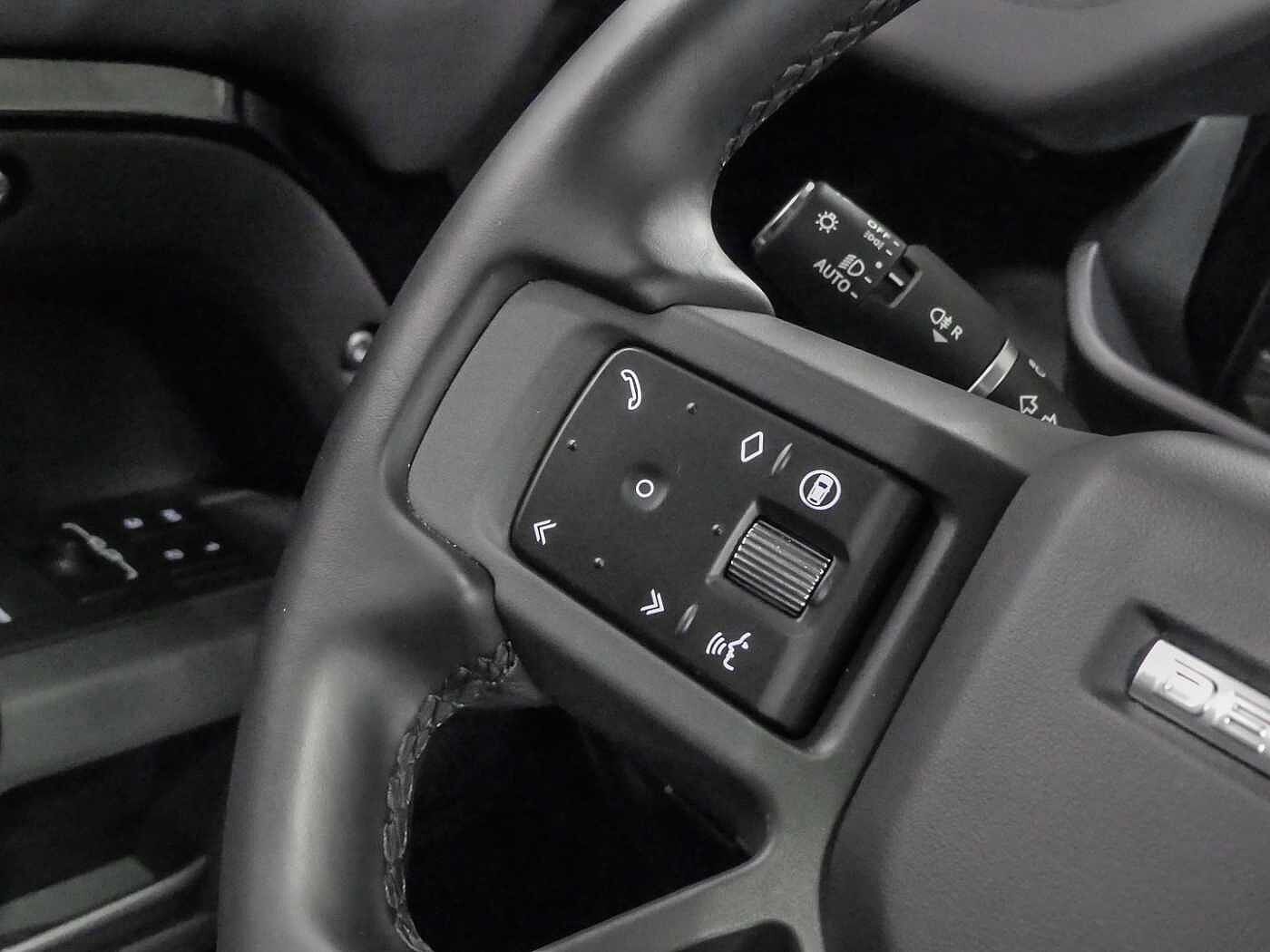 Land Rover Defender 90 Dynamic SE