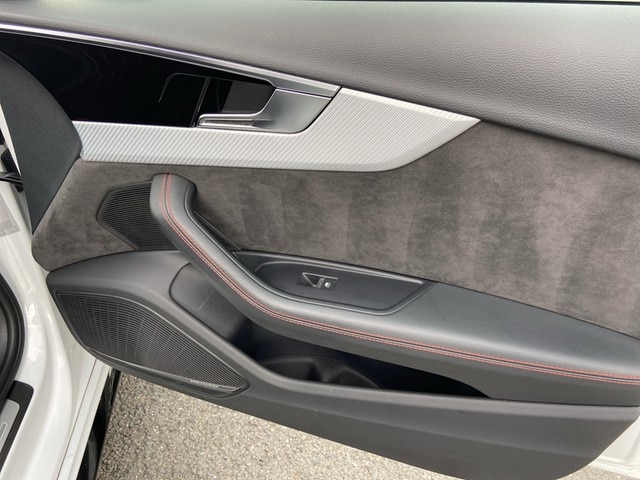 Audi RS4 Avant Quattro